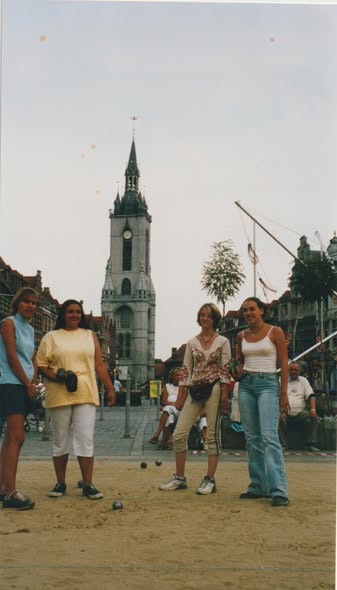 GrandPlacetournaienaout2003